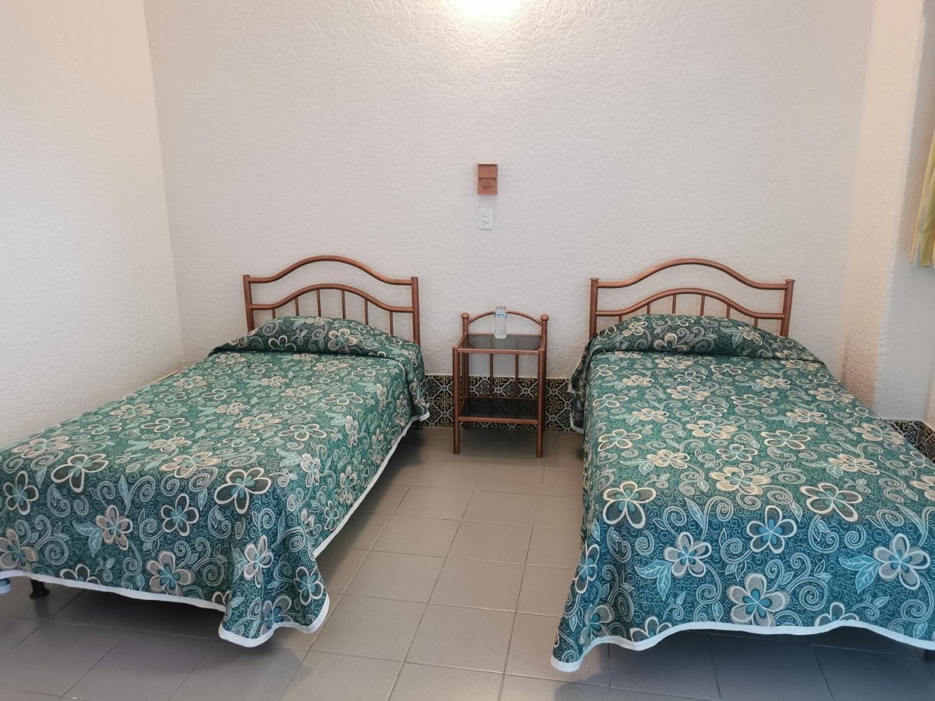 Hotel Limon ハラパ エクステリア 写真